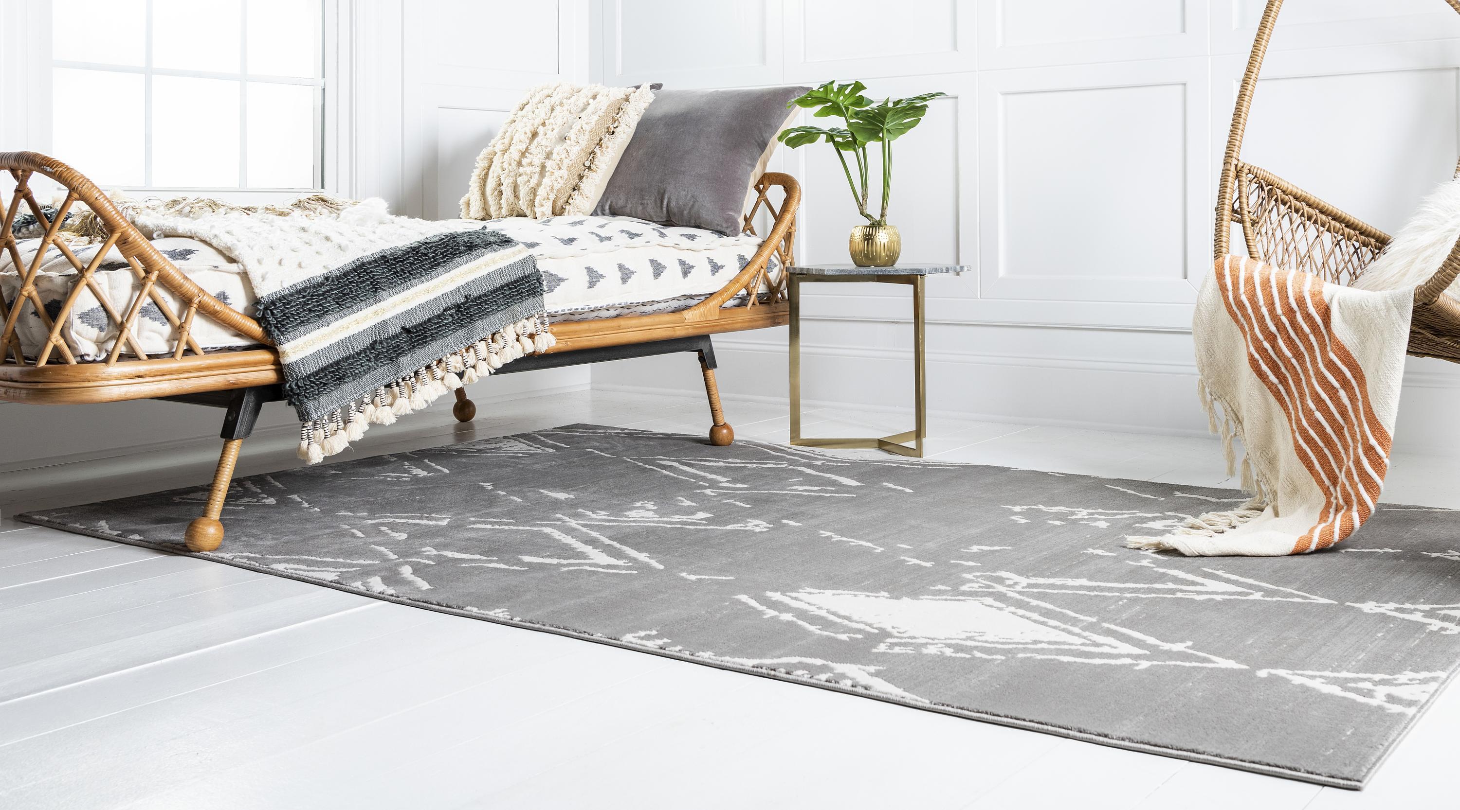 Jakobe - Faded Diamond Pattern Rug