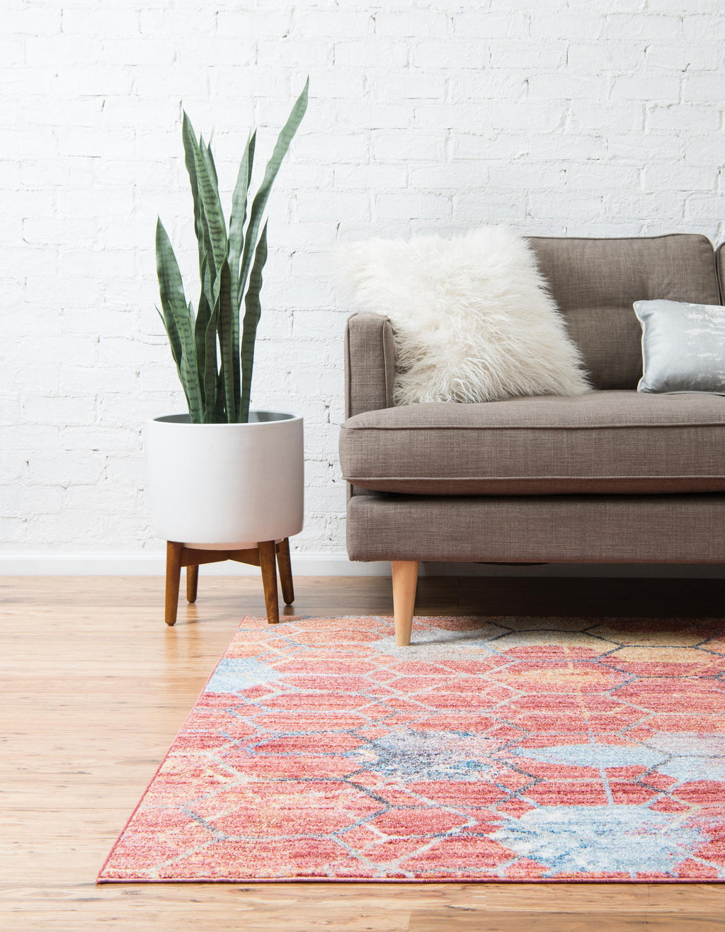 Reuben - Hexagon Gradient Rug