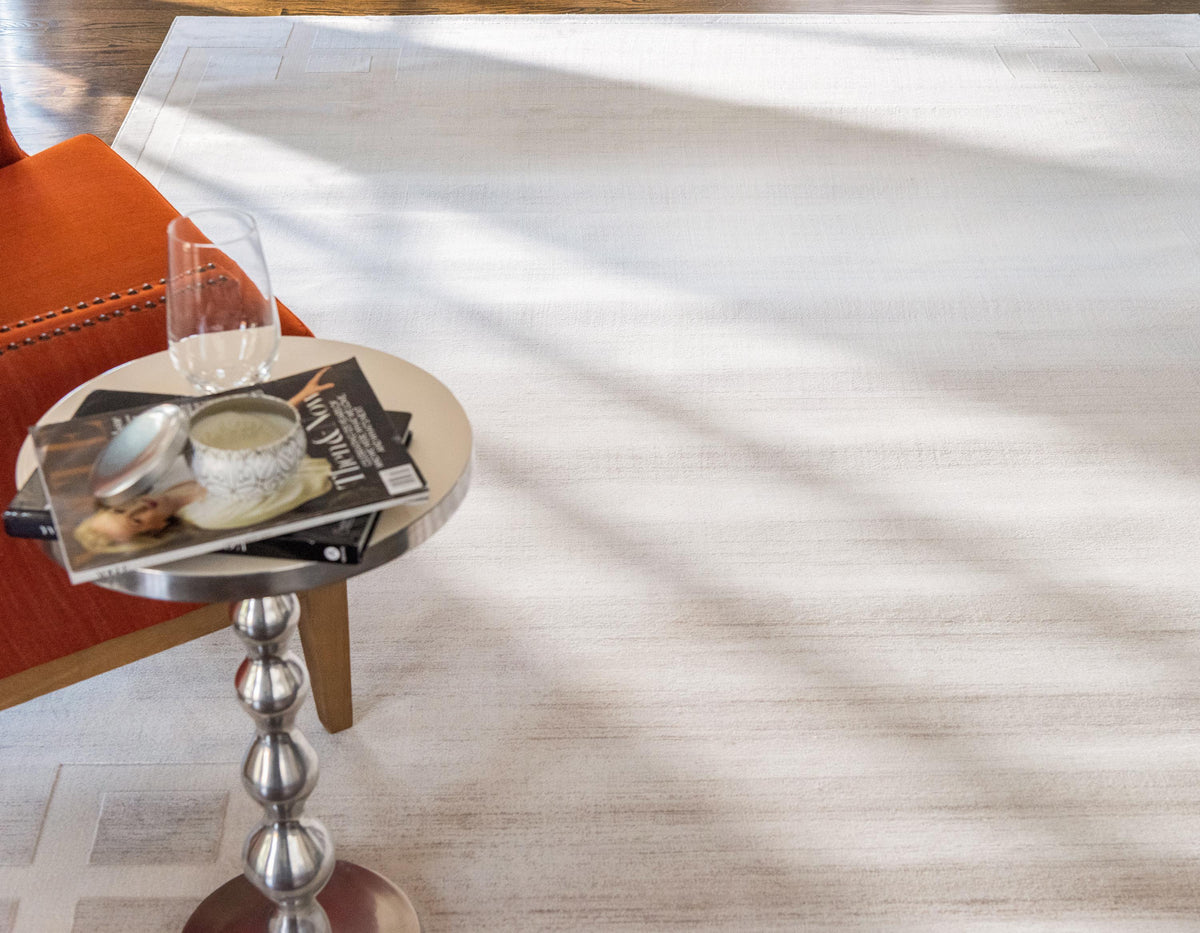 Dangelo - Modern European Bordered Rug