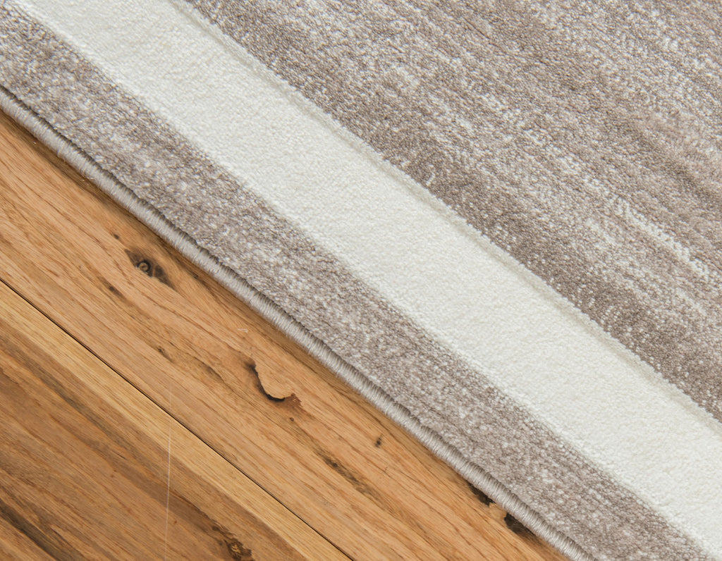 Dangelo - Modern European Bordered Rug