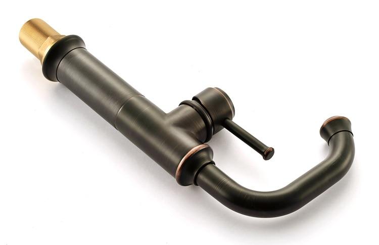 Anaia - Vintage-Style Brass Bathroom Faucet