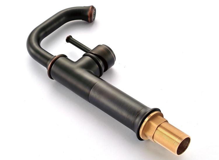 Anaia - Vintage-Style Brass Bathroom Faucet
