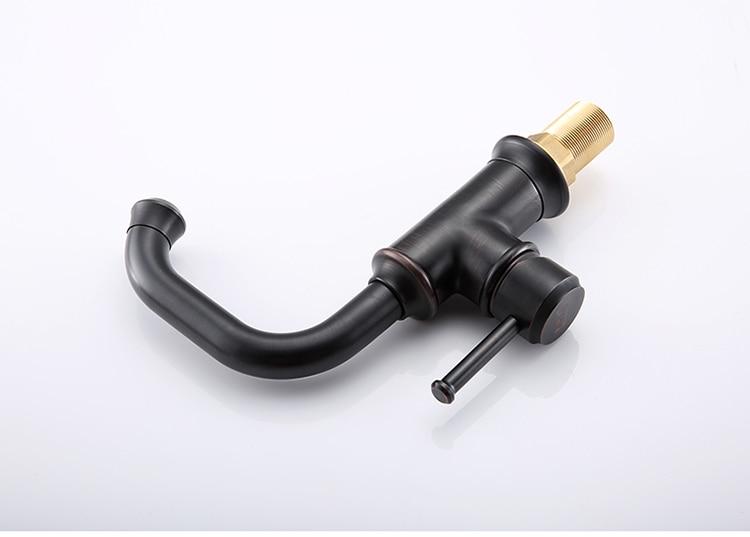 Anaia - Vintage-Style Brass Bathroom Faucet