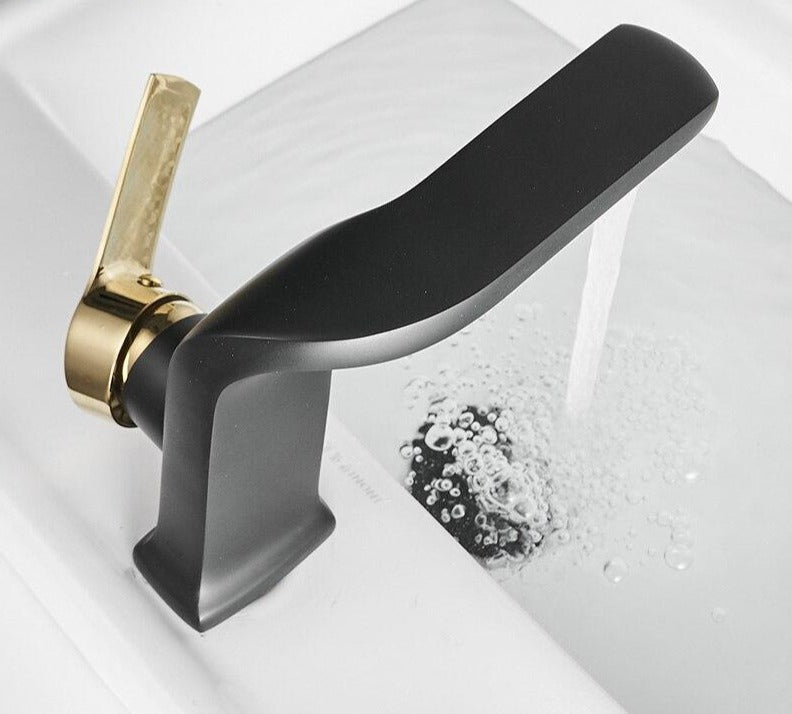 Specter - Curved Luxury Bathroom Faucet