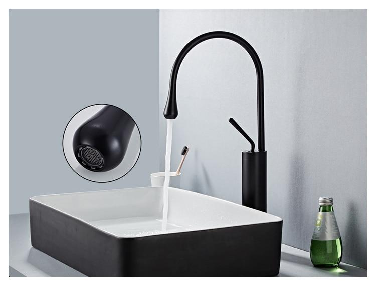 Raffeto - Brass Gooseneck Bathroom Faucet