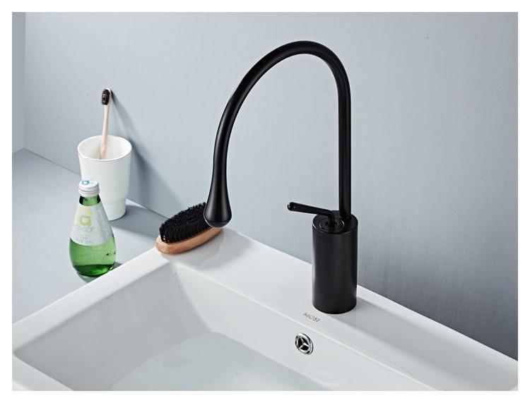 Raffeto - Brass Gooseneck Bathroom Faucet