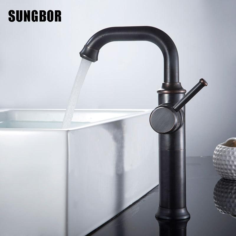 Anaia - Vintage-Style Brass Bathroom Faucet