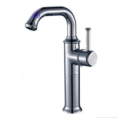 Anaia - Vintage-Style Brass Bathroom Faucet
