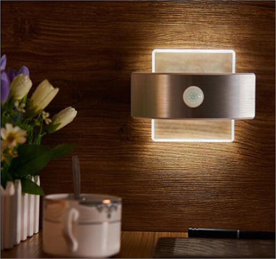 Zahara - Motion-Sensor Wall Lamp
