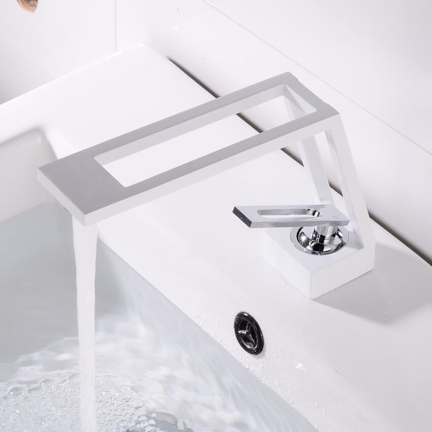 Lionel - Modern Openwork Bathroom Faucet