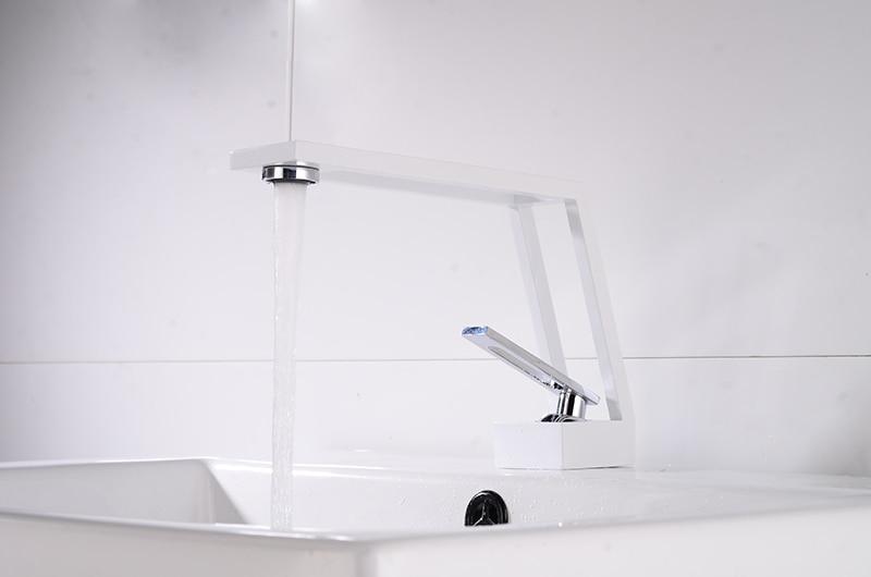 Lionel - Modern Openwork Bathroom Faucet