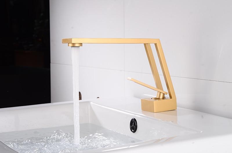 Lionel - Modern Openwork Bathroom Faucet