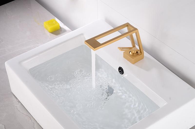 Lionel - Modern Openwork Bathroom Faucet