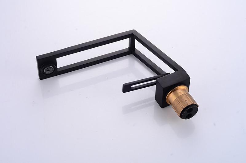 Lionel - Modern Openwork Bathroom Faucet