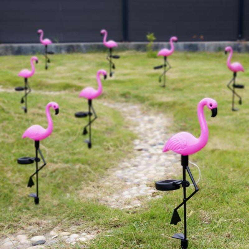 Solar Flamingo Garden Lamp