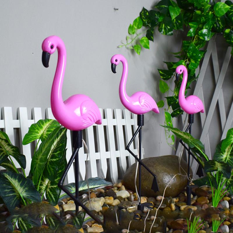 Solar Flamingo Garden Lamp