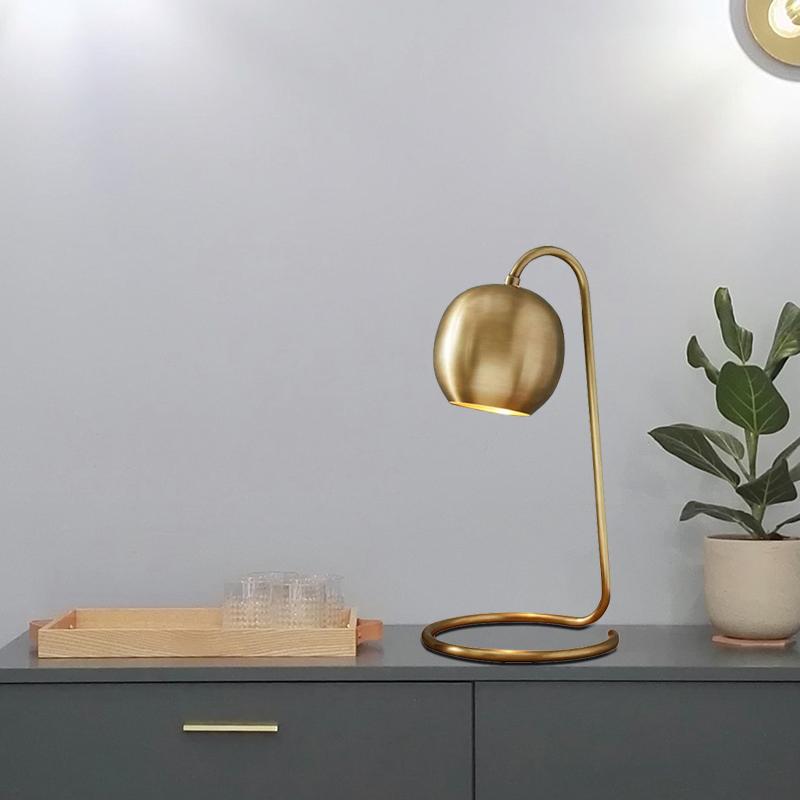 Lark - Copper-Plated Retro Table Lamp