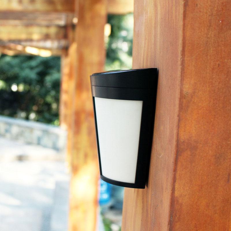 Blanch - Waterproof Outdoor Solar Lamp